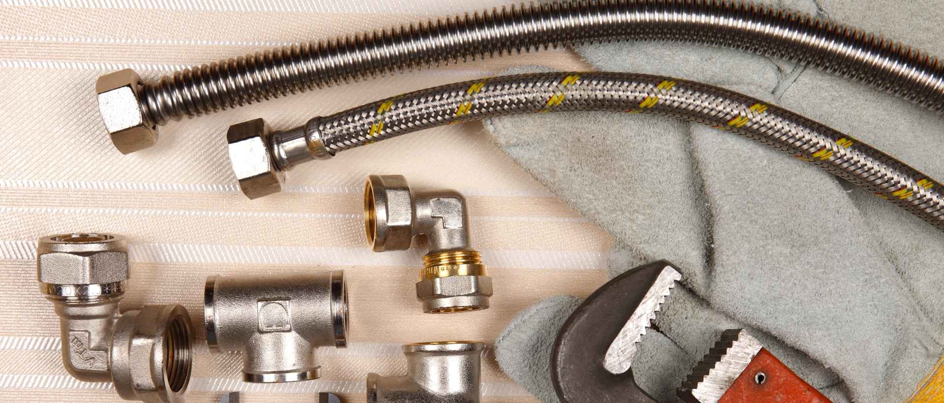 Emergency plumbers KT16