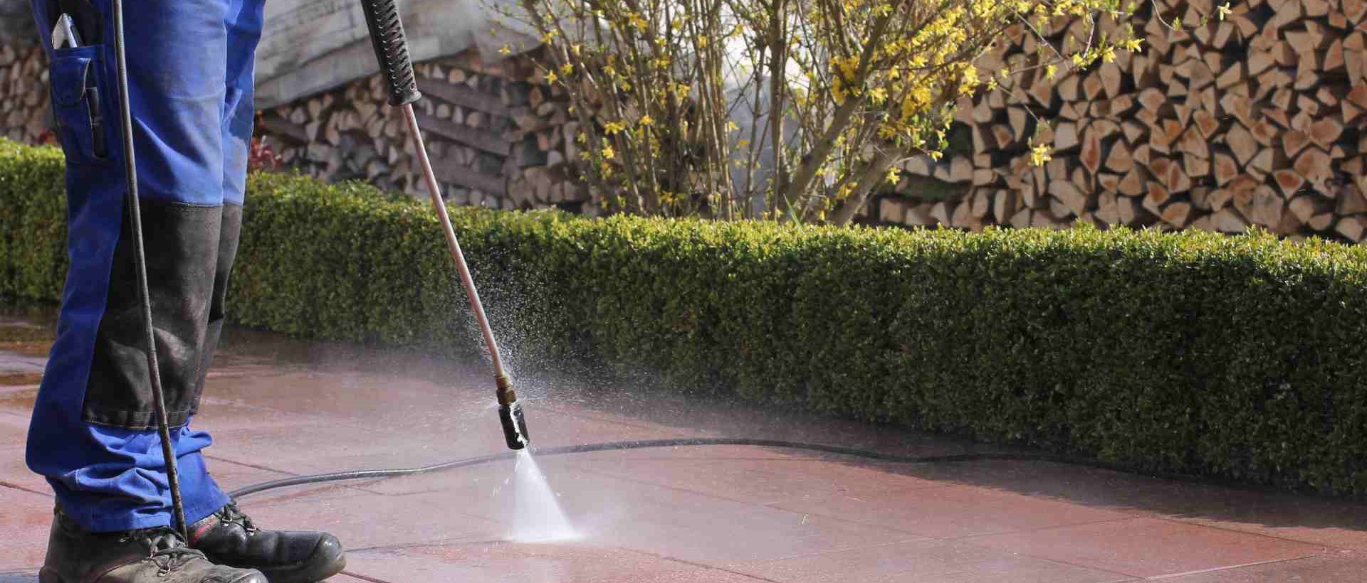 garden maintenance KT16